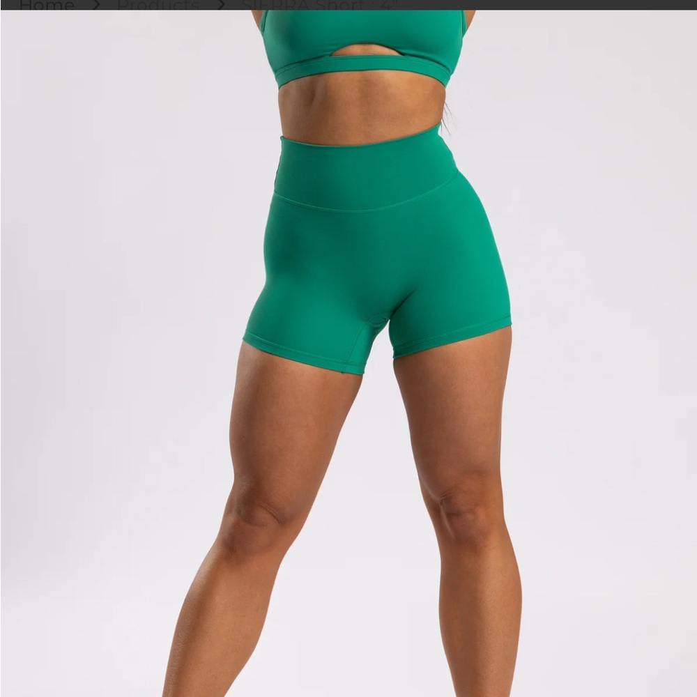 Ptula Cassey Shorts L